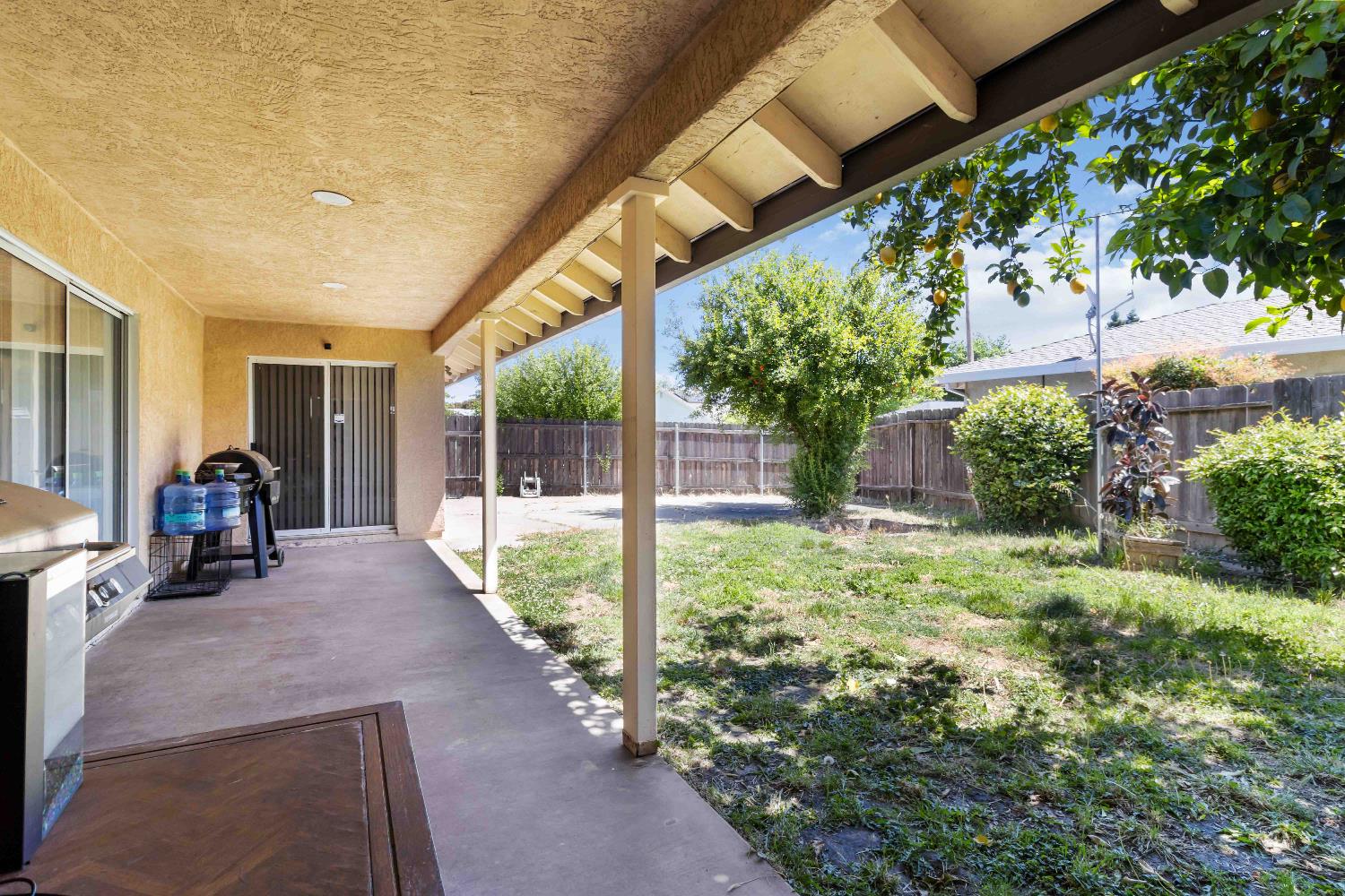 Detail Gallery Image 33 of 35 For 780 Teakwood Dr, Yuba City,  CA 95991 - 4 Beds | 3 Baths