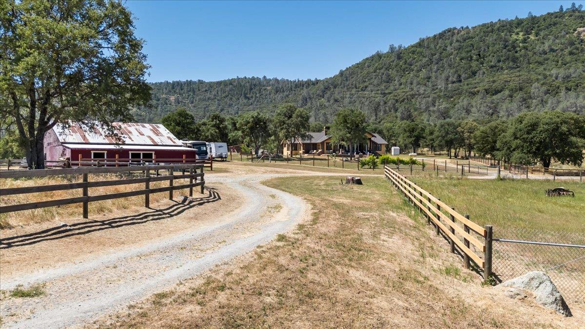 Detail Gallery Image 7 of 97 For 9267 7r Bar Rd, Angels Camp,  CA 95222 - 3 Beds | 3/1 Baths