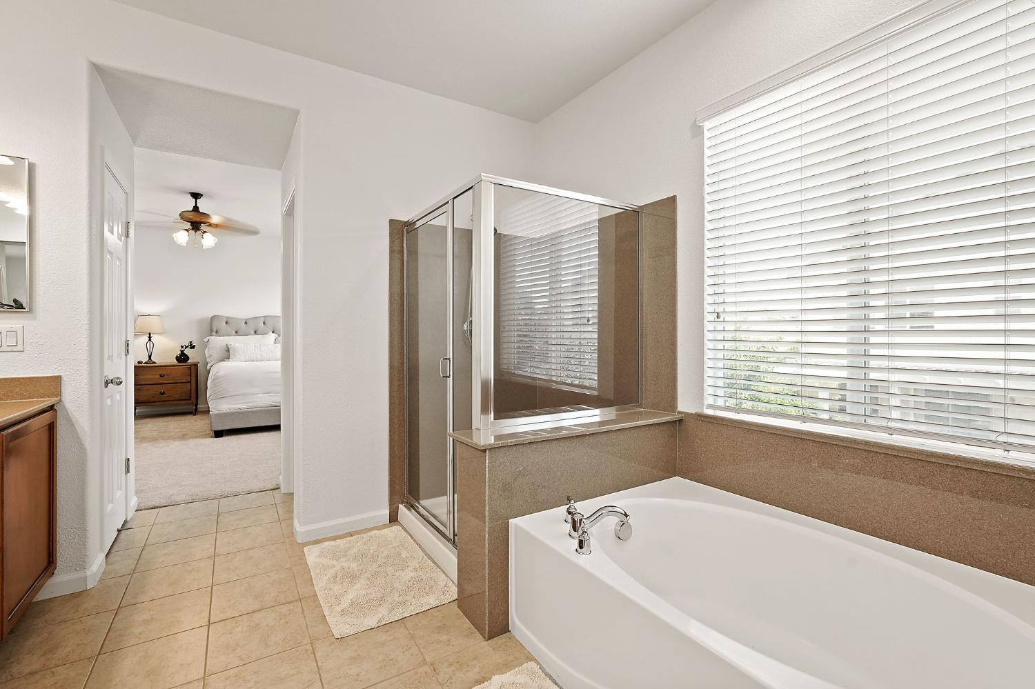 Detail Gallery Image 30 of 48 For 1177 Waverton Ln, Lincoln,  CA 95648 - 4 Beds | 2/1 Baths