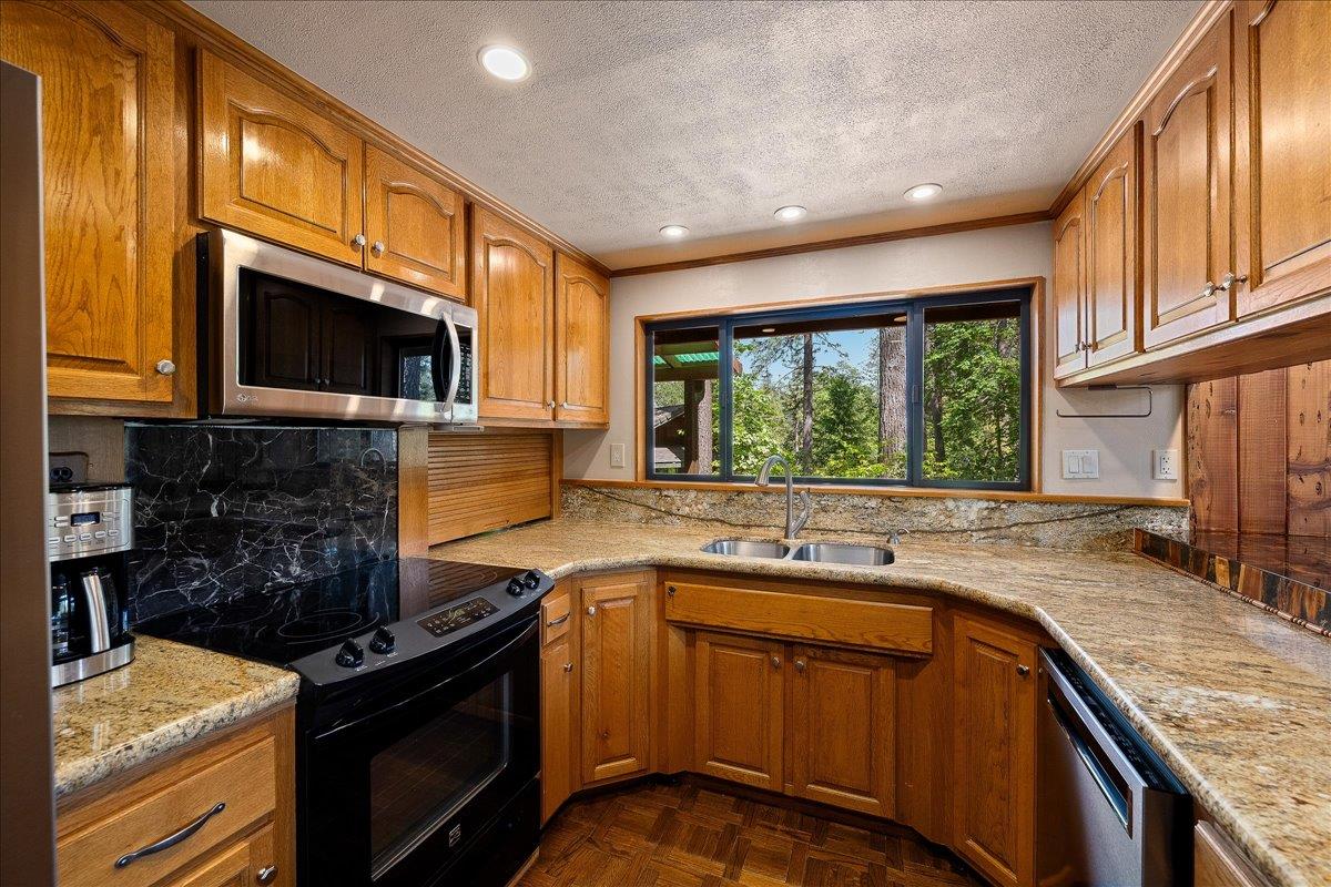 Detail Gallery Image 27 of 99 For 7250 Mount Oak Ln, Georgetown,  CA 95634 - 2 Beds | 2 Baths