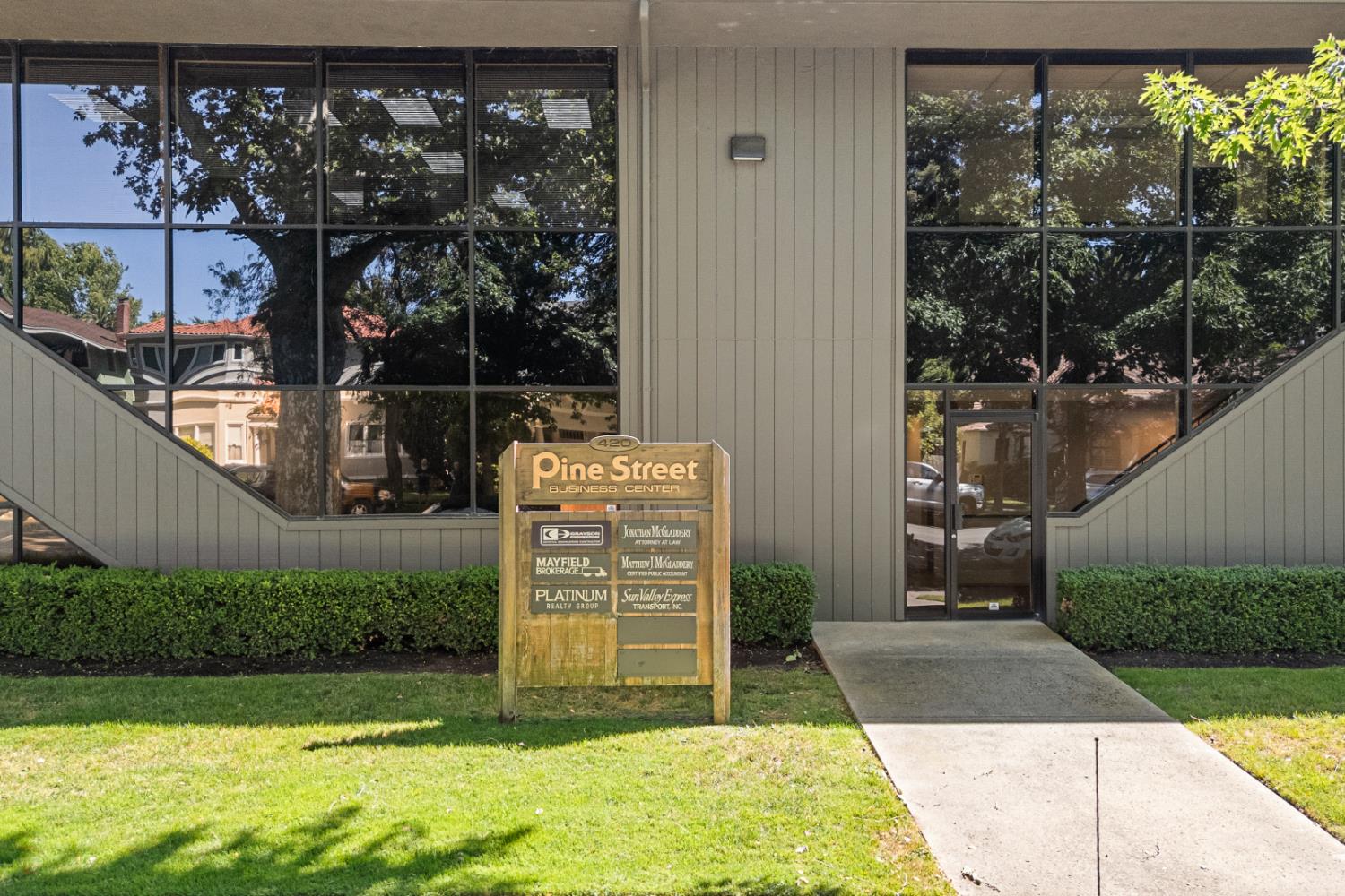 Detail Gallery Image 15 of 33 For 420 W Pine St, Lodi,  CA 95240 - – Beds | – Baths