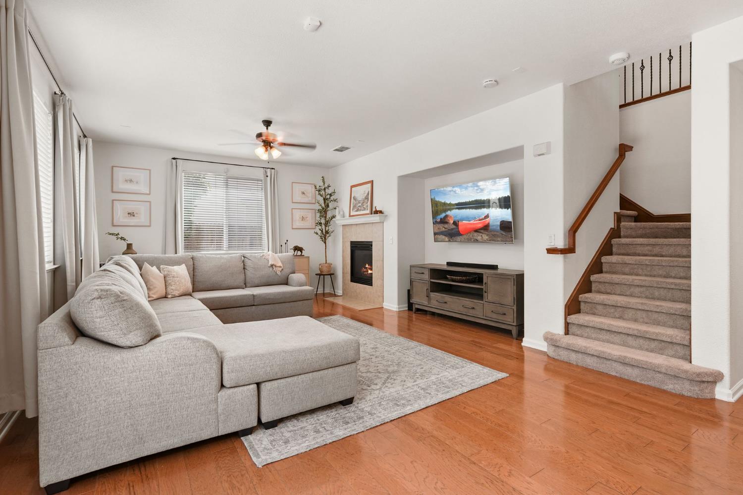 Detail Gallery Image 10 of 48 For 1177 Waverton Ln, Lincoln,  CA 95648 - 4 Beds | 2/1 Baths