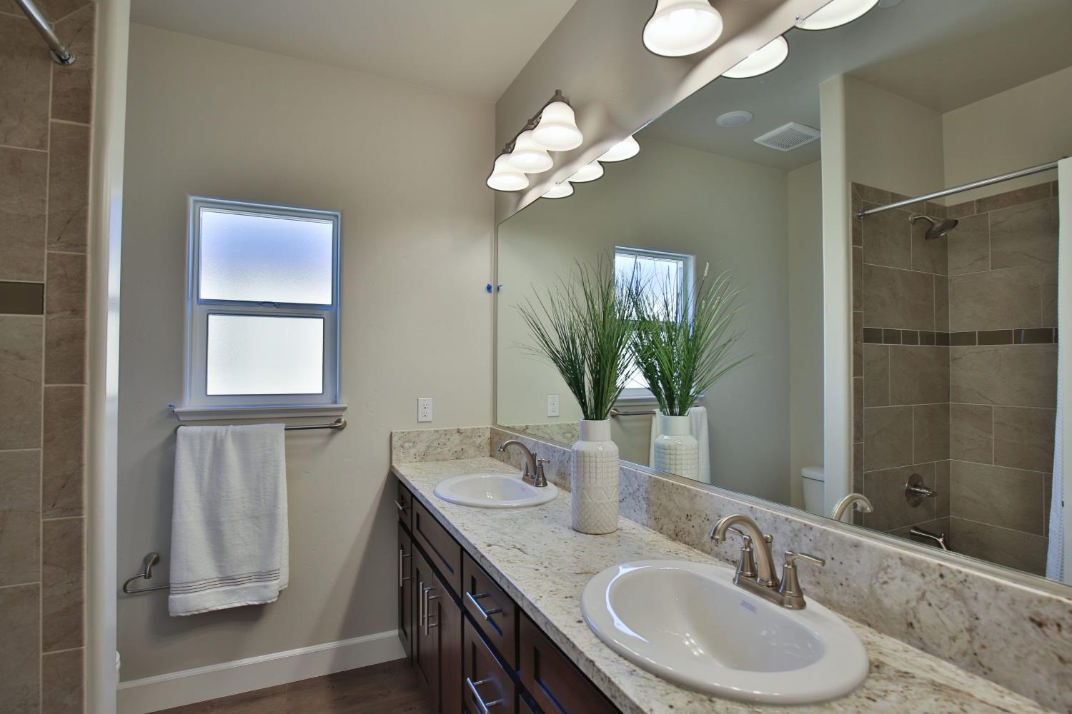 Detail Gallery Image 10 of 18 For 3600 Loma Dr, Shingle Springs,  CA 95682 - 4 Beds | 3 Baths