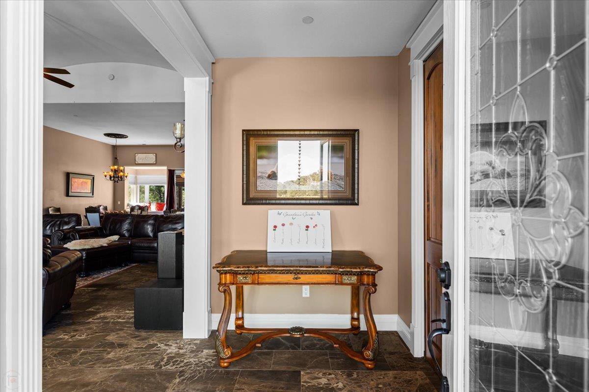 Detail Gallery Image 14 of 97 For 9267 7r Bar Rd, Angels Camp,  CA 95222 - 3 Beds | 3/1 Baths