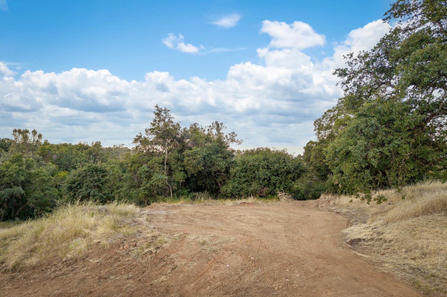 Edgehill Way, Marysville, California image 15