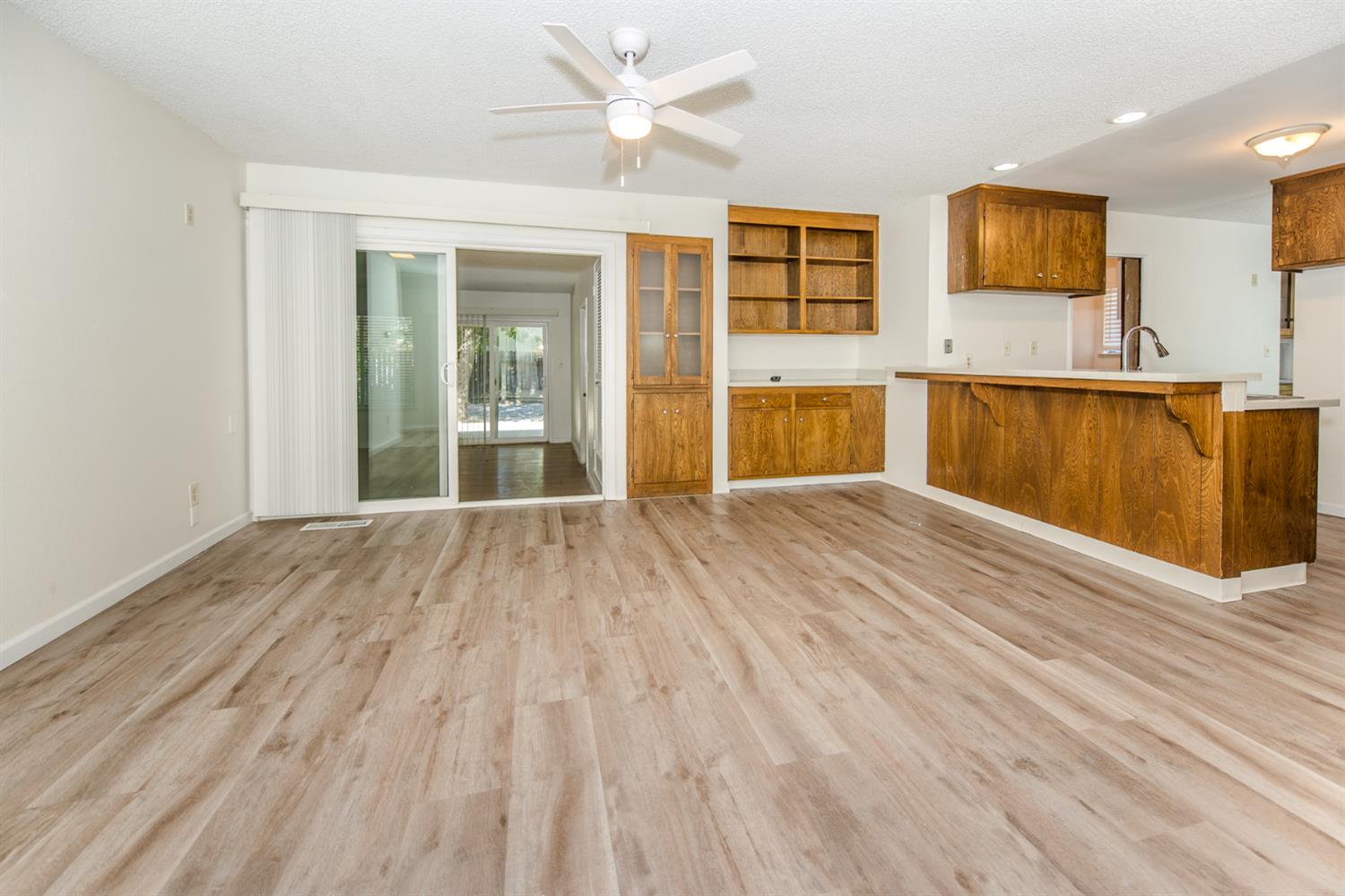 Detail Gallery Image 16 of 62 For 744 Cleveland, Woodland,  CA 95695 - 3 Beds | 2/1 Baths