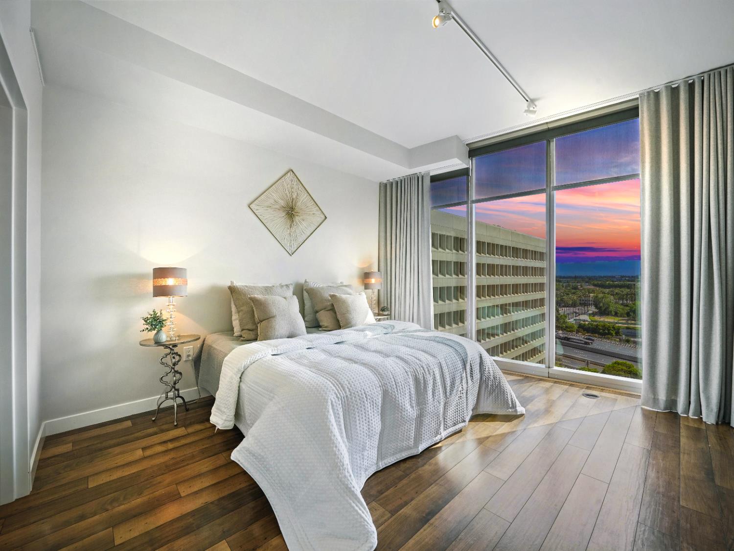 Detail Gallery Image 10 of 22 For 38 N Almaden Blvd #1303,  San Jose,  CA 95110 - 1 Beds | 1 Baths