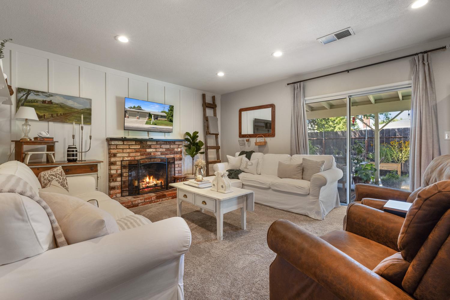 Detail Gallery Image 14 of 36 For 2365 E Marshall St, Turlock,  CA 95380 - 3 Beds | 2 Baths