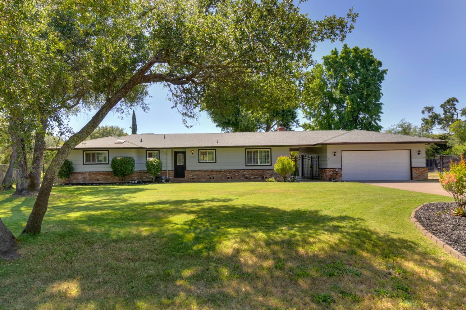 Detail Gallery Image 1 of 78 For 7332 West Ln, Granite Bay,  CA 95746 - 3 Beds | 2 Baths