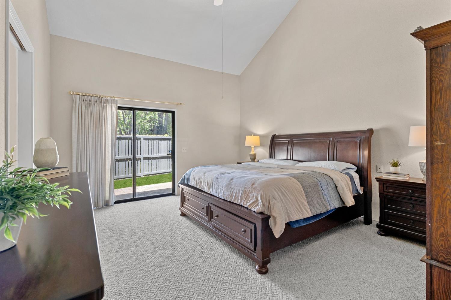 Detail Gallery Image 17 of 28 For 290 W Rumble Rd a,  Modesto,  CA 95350 - 2 Beds | 2 Baths
