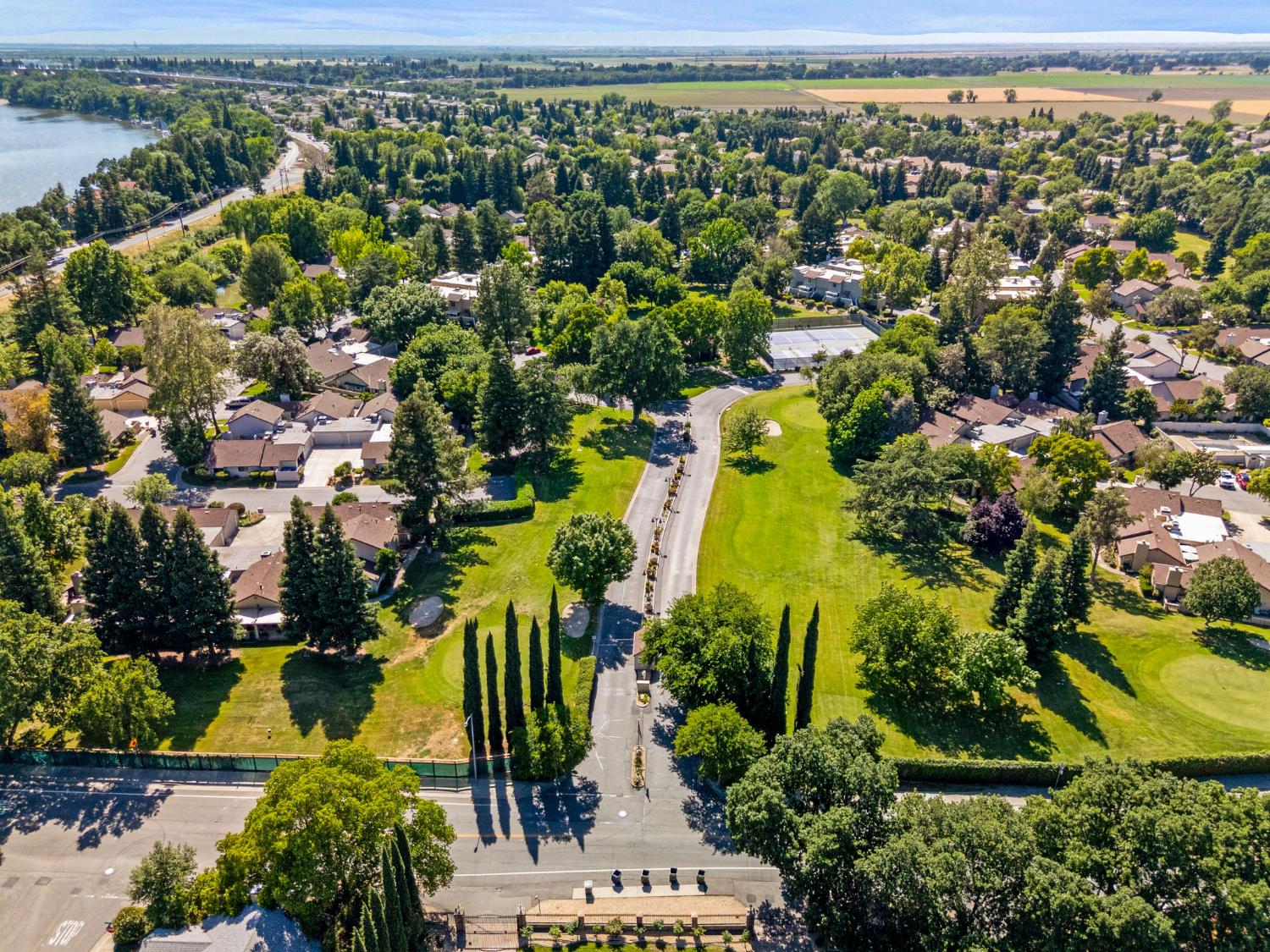 Detail Gallery Image 33 of 41 For 3124 Swallows Nest Dr, Sacramento,  CA 95833 - 2 Beds | 1/1 Baths