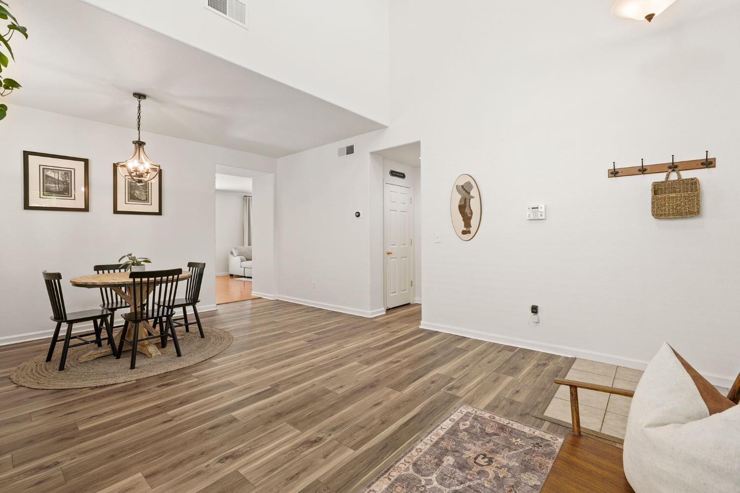 Detail Gallery Image 15 of 48 For 1177 Waverton Ln, Lincoln,  CA 95648 - 4 Beds | 2/1 Baths