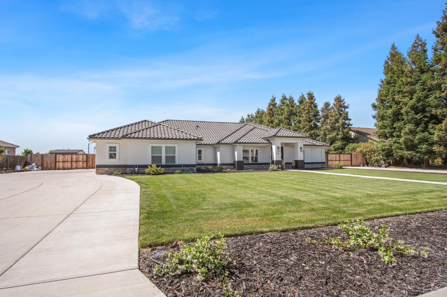 Detail Gallery Image 3 of 67 For 6185 Shelby St, Atwater,  CA 95301 - 4 Beds | 3/1 Baths