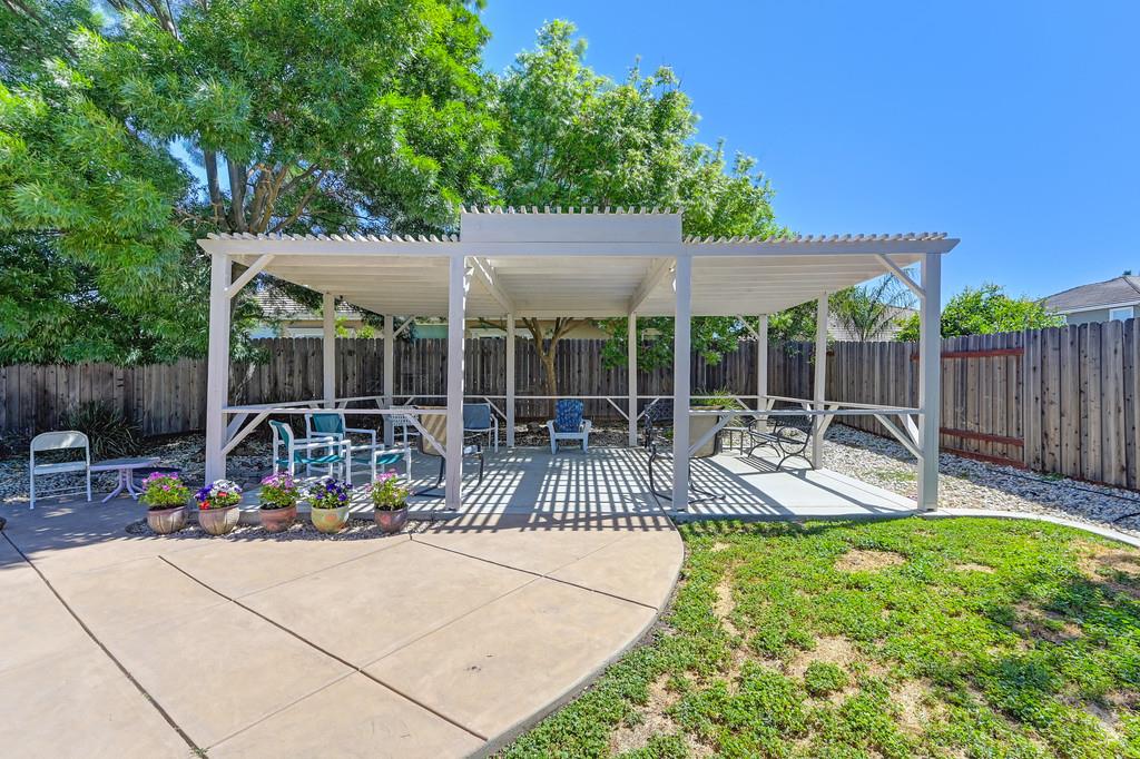 Detail Gallery Image 55 of 71 For 10317 Moura Ct, Elk Grove,  CA 95757 - 4 Beds | 2/1 Baths