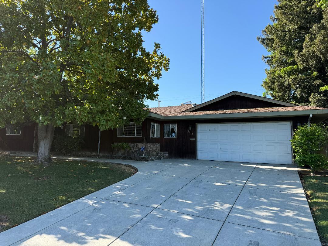 Detail Gallery Image 1 of 55 For 6130 Winding Way, Carmichael,  CA 95608 - 3 Beds | 2/1 Baths