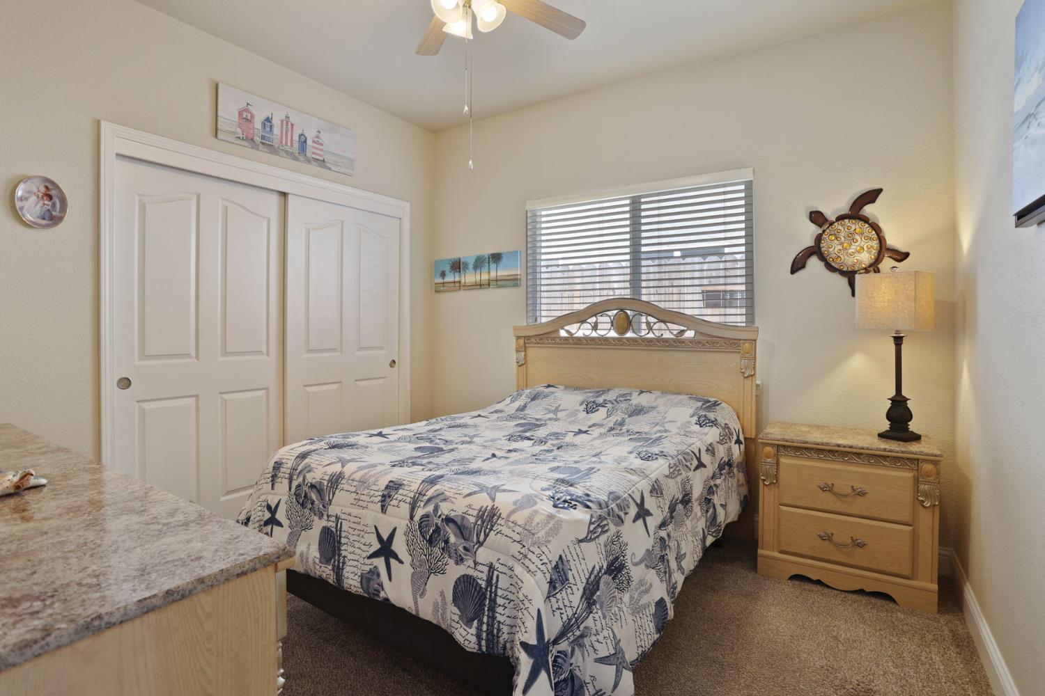 Detail Gallery Image 26 of 41 For 1930 Crystalwood Ln, Lodi,  CA 95242 - 3 Beds | 2 Baths