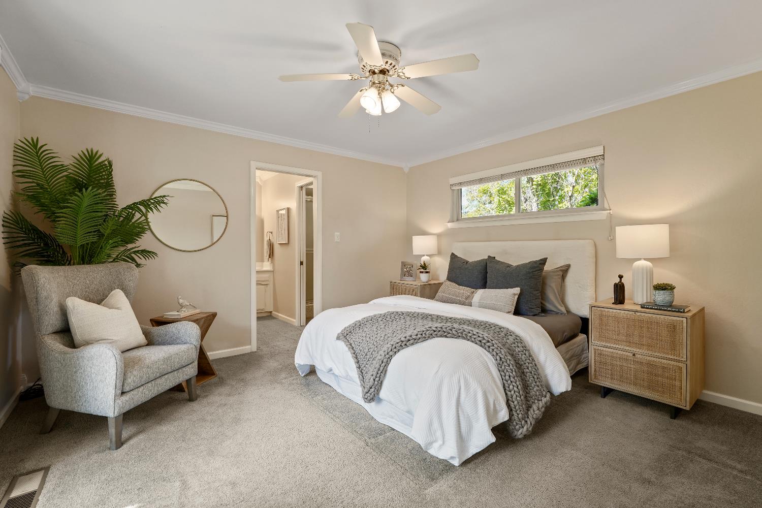 Detail Gallery Image 22 of 39 For 6400 Scenic Oak Ct, Carmichael,  CA 95608 - 4 Beds | 2/1 Baths