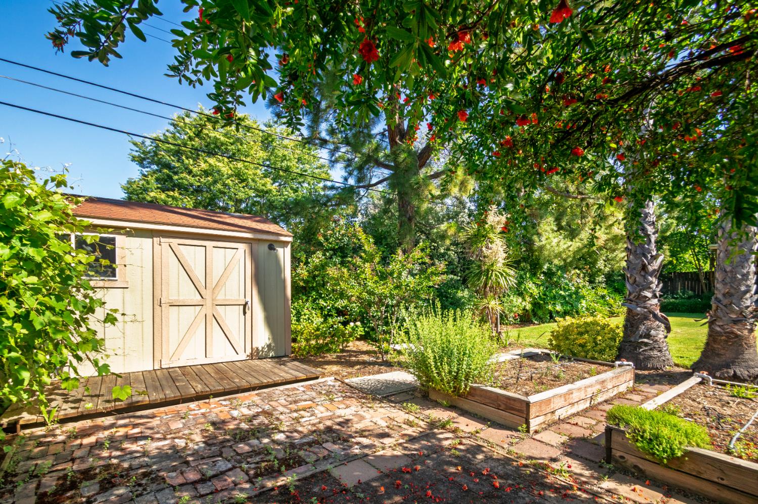 Detail Gallery Image 36 of 36 For 1229 Fitch Way, Sacramento,  CA 95864 - 3 Beds | 2 Baths