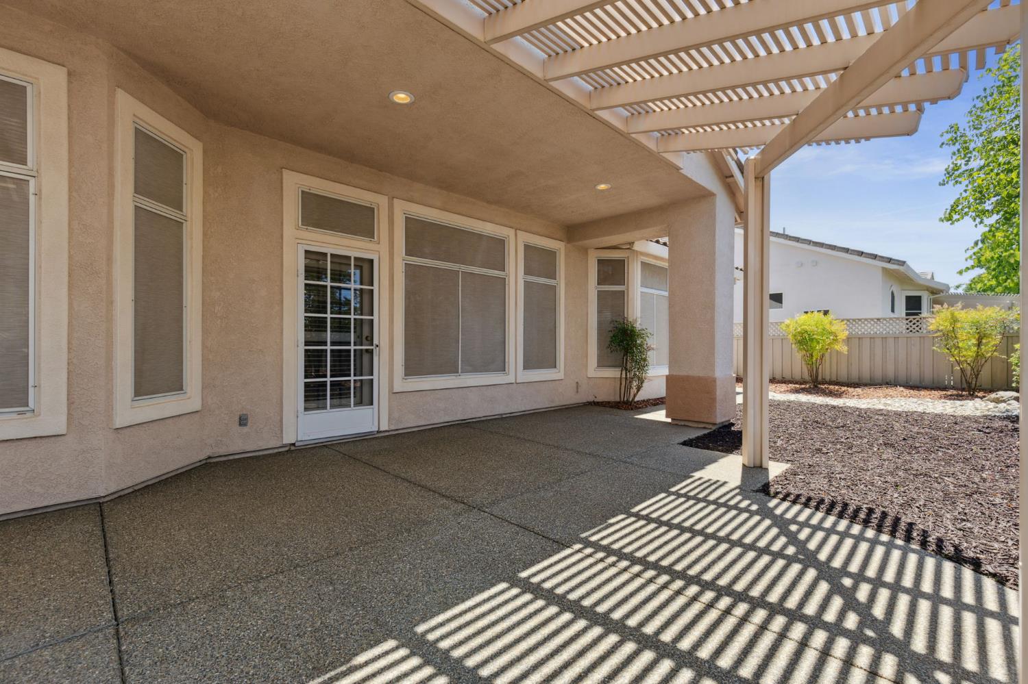 Detail Gallery Image 29 of 38 For 5237 Sugar Pine Loop, Roseville,  CA 95747 - 2 Beds | 2 Baths
