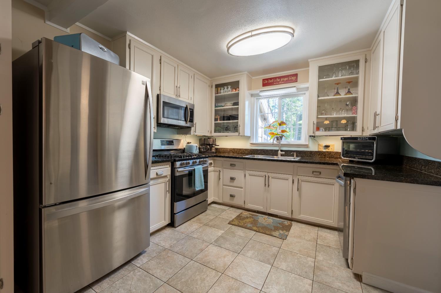 Detail Gallery Image 14 of 49 For 242 Brock Rd, Nevada City,  CA 95959 - 4 Beds | 2 Baths