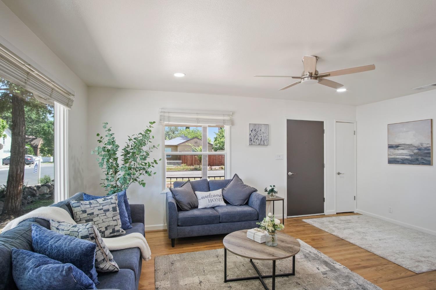 Detail Gallery Image 6 of 28 For 1909 W Harding Way, Stockton,  CA 95203 - 2 Beds | 1 Baths