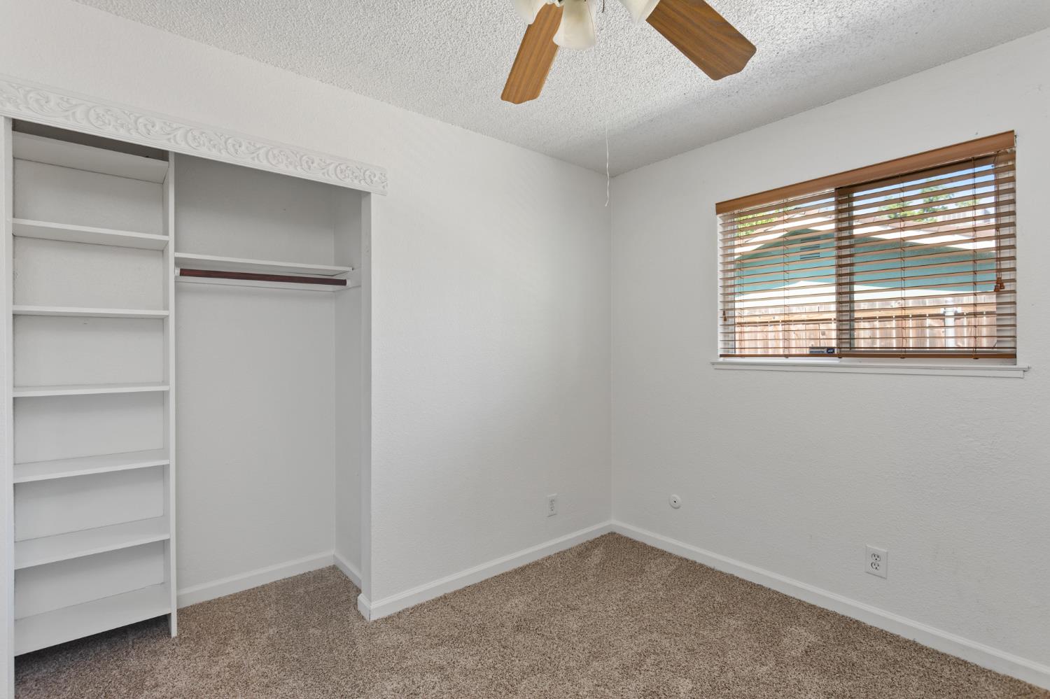 Detail Gallery Image 19 of 26 For 6528 Meadowcreek Way, Citrus Heights,  CA 95621 - 4 Beds | 2 Baths
