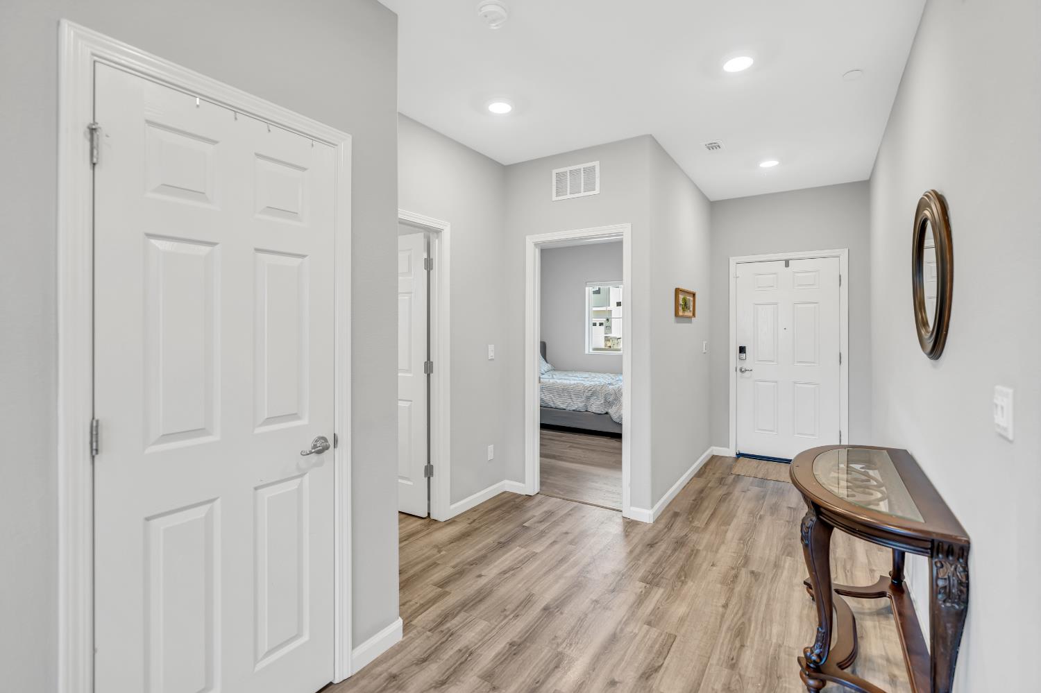 Detail Gallery Image 7 of 57 For 7225 Star Trail Way, Roseville,  CA 95747 - 4 Beds | 3 Baths