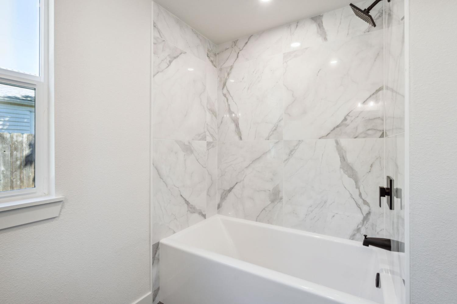 Detail Gallery Image 19 of 27 For 604 Myrtle Ave, West Sacramento,  CA 95605 - 4 Beds | 3 Baths