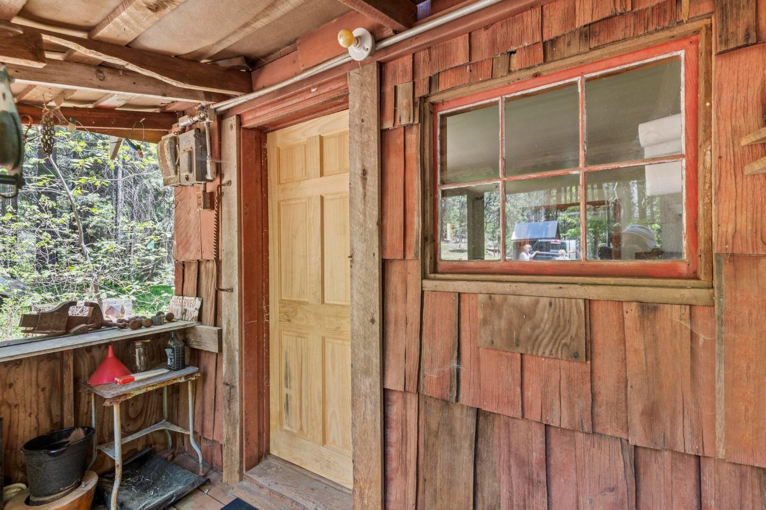 Detail Gallery Image 49 of 58 For 14138 La Porte Rd, Strawberry Valley,  CA 95981 - 2 Beds | 2/1 Baths