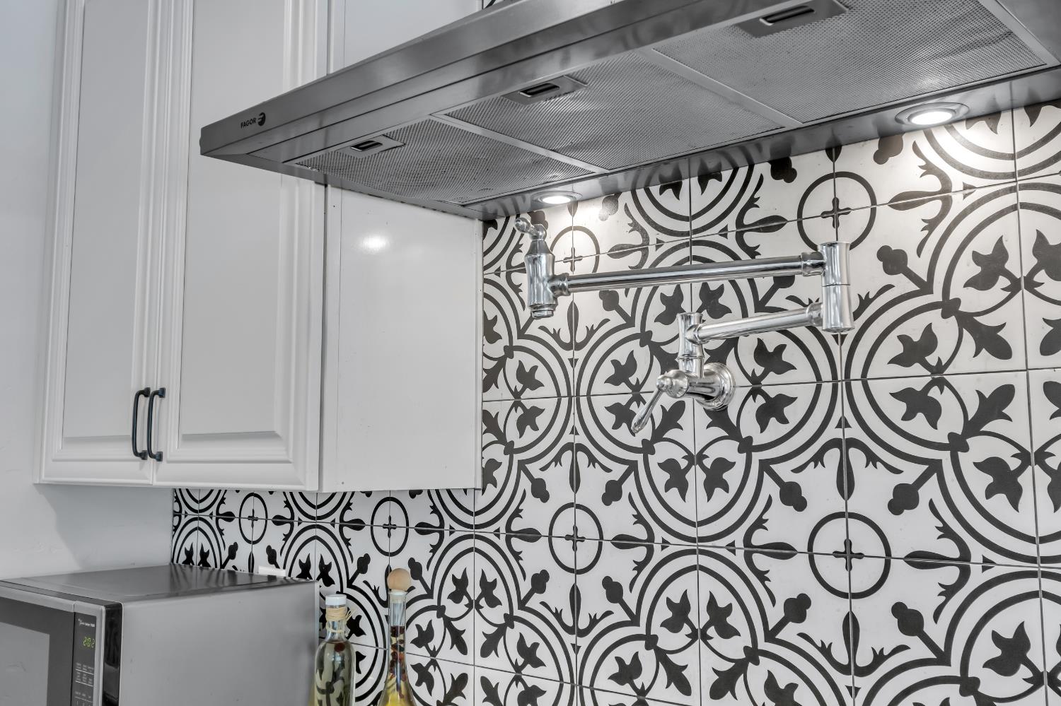Detail Gallery Image 58 of 94 For 590 Kevington Ct, Sacramento,  CA 95864 - 4 Beds | 3/1 Baths