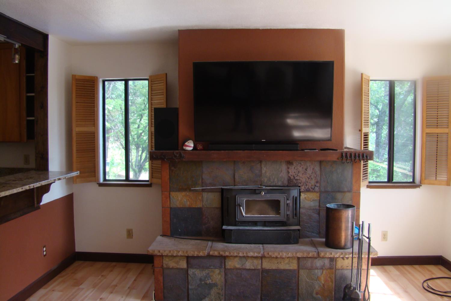 Detail Gallery Image 8 of 33 For 6160 Hills Ct, Georgetown,  CA 95634 - 3 Beds | 2 Baths
