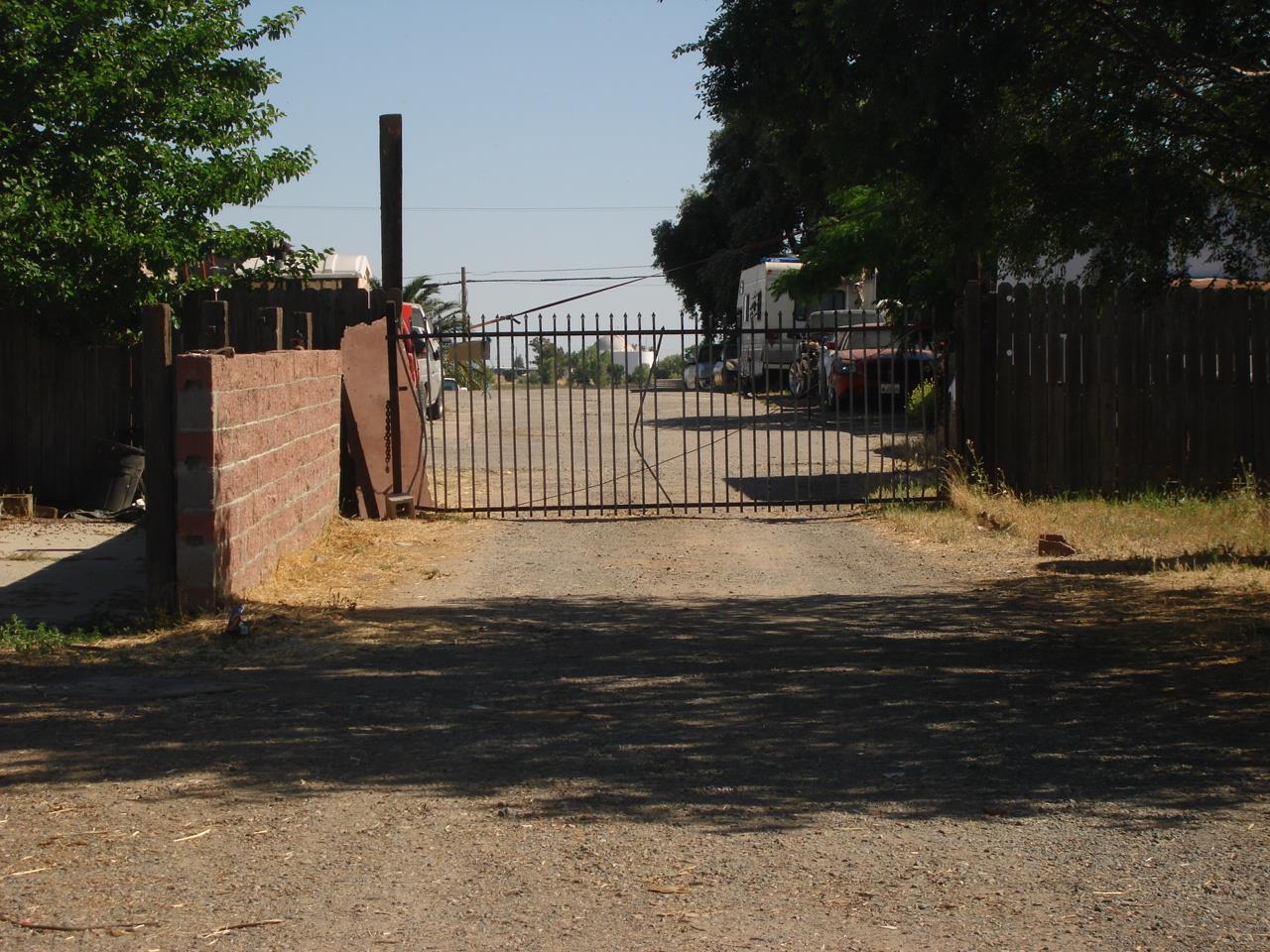 Detail Gallery Image 2 of 15 For 815 Straugh Rd, Rio Linda,  CA 95673 - – Beds | – Baths