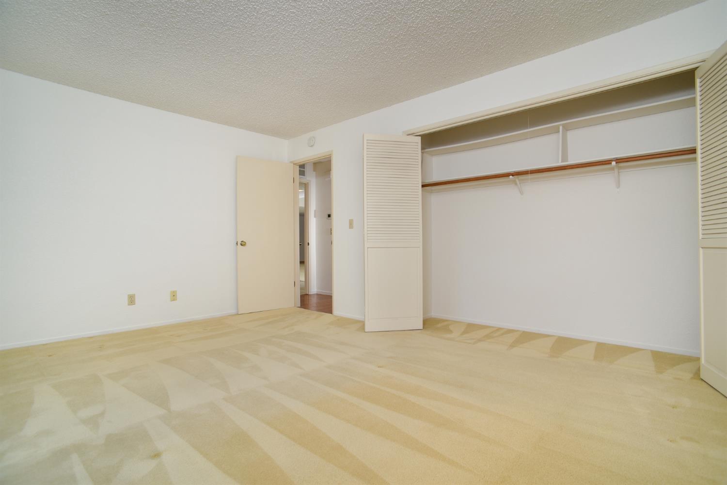 Photo #27: 225053246 Listing: Photo #27