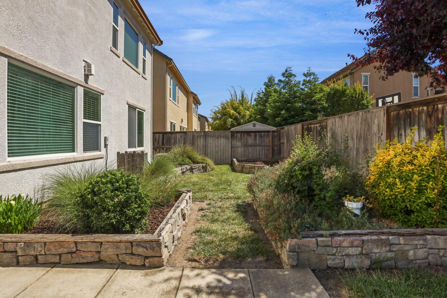 Detail Gallery Image 49 of 68 For 10305 Bridgeview Ln, Stockton,  CA 95219 - 5 Beds | 3 Baths