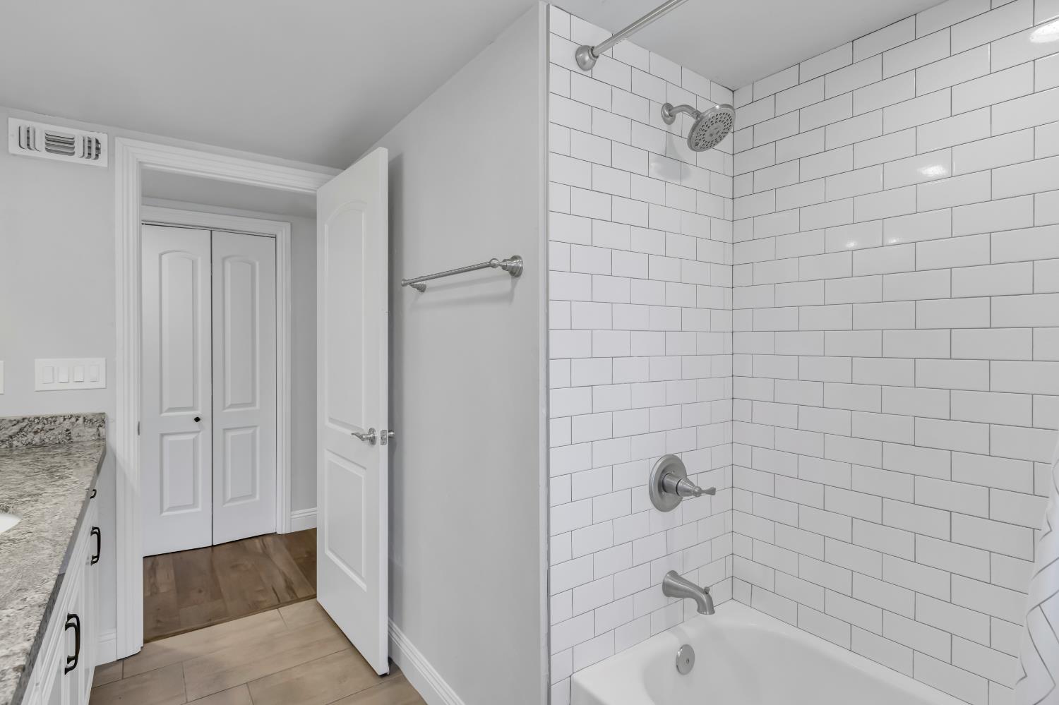 Detail Gallery Image 30 of 94 For 590 Kevington Ct, Sacramento,  CA 95864 - 4 Beds | 3/1 Baths