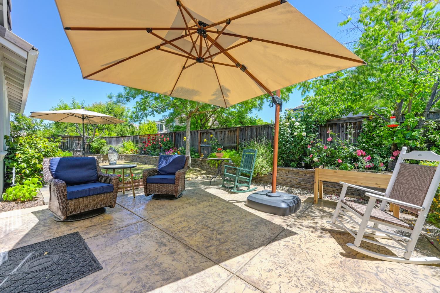 Detail Gallery Image 37 of 46 For 1123 Meredith Way, Folsom,  CA 95630 - 4 Beds | 2 Baths