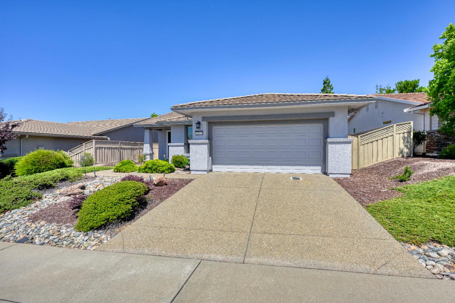 Detail Gallery Image 14 of 19 For 2856 Black Hawk Ln, Lincoln,  CA 95648 - 2 Beds | 2 Baths