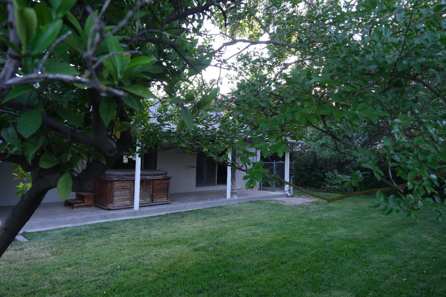 Detail Gallery Image 21 of 31 For 385 Birchwood Ct, Modesto,  CA 95350 - 3 Beds | 2 Baths