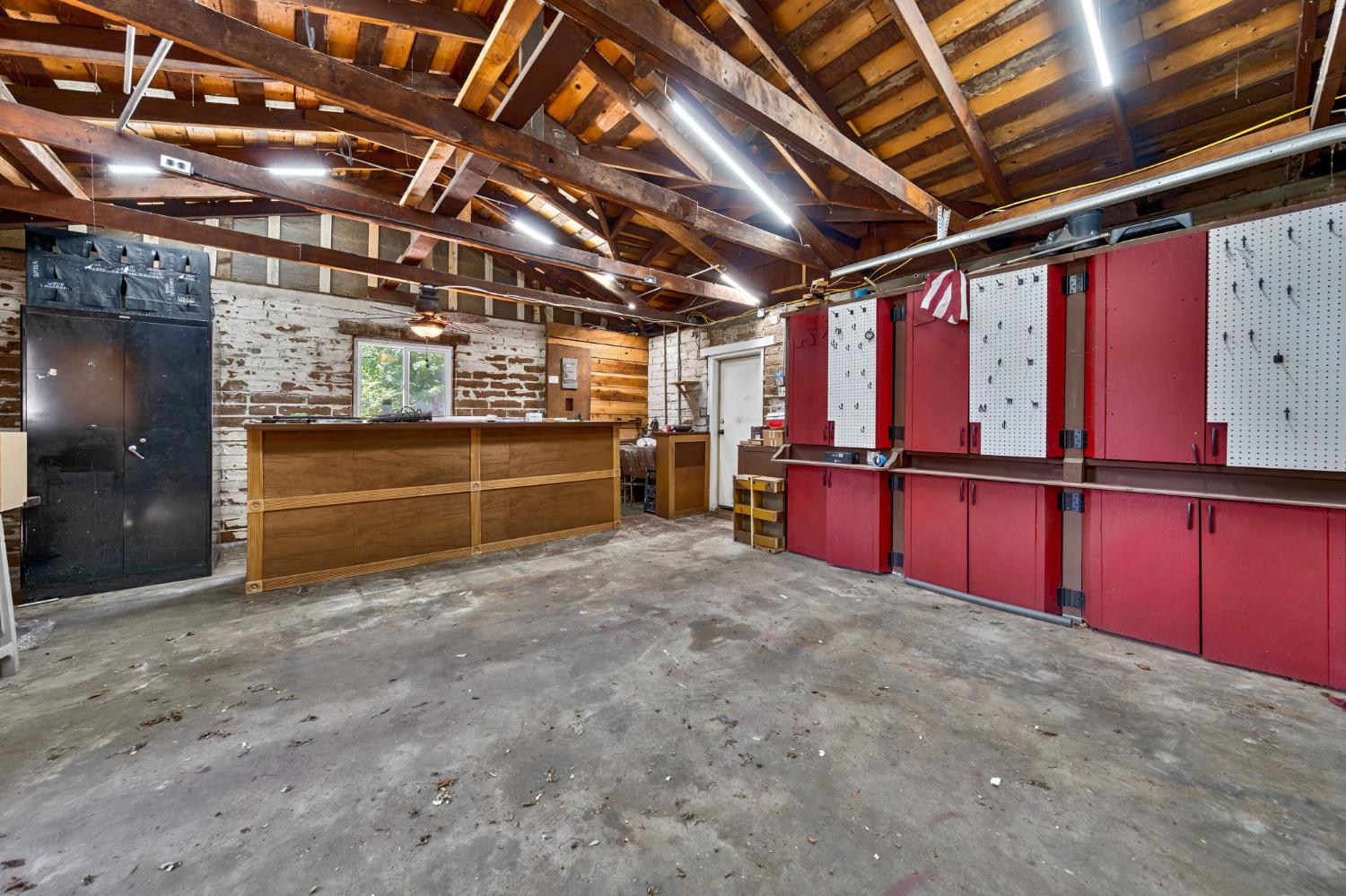 Detail Gallery Image 31 of 32 For 1660 La Playa Way, Sacramento,  CA 95864 - 3 Beds | 1 Baths