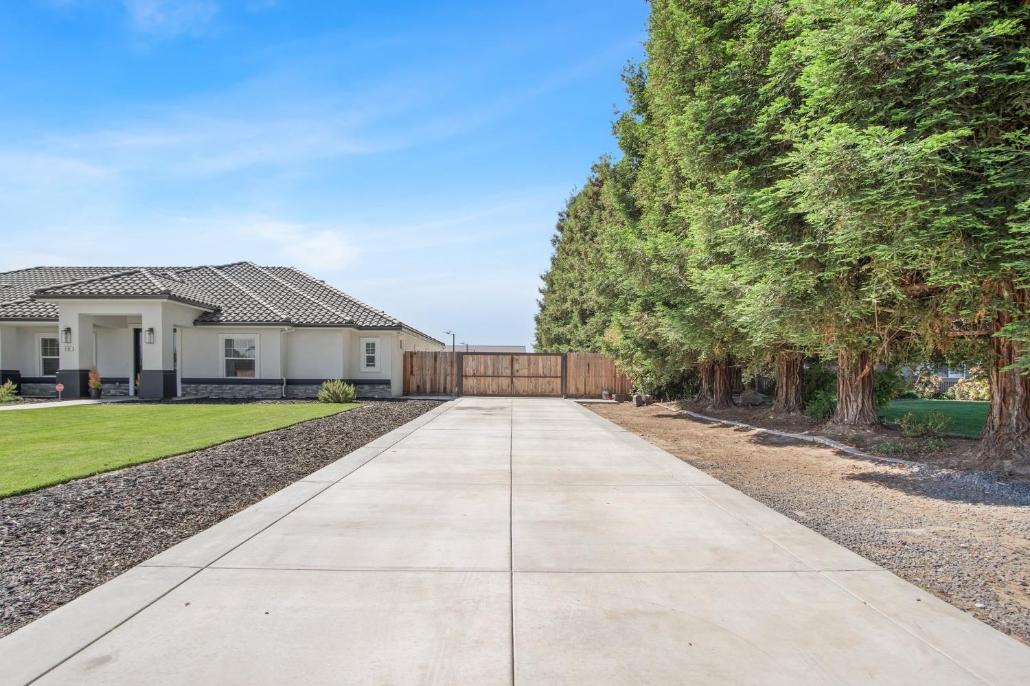 Detail Gallery Image 5 of 67 For 6185 Shelby St, Atwater,  CA 95301 - 4 Beds | 3/1 Baths