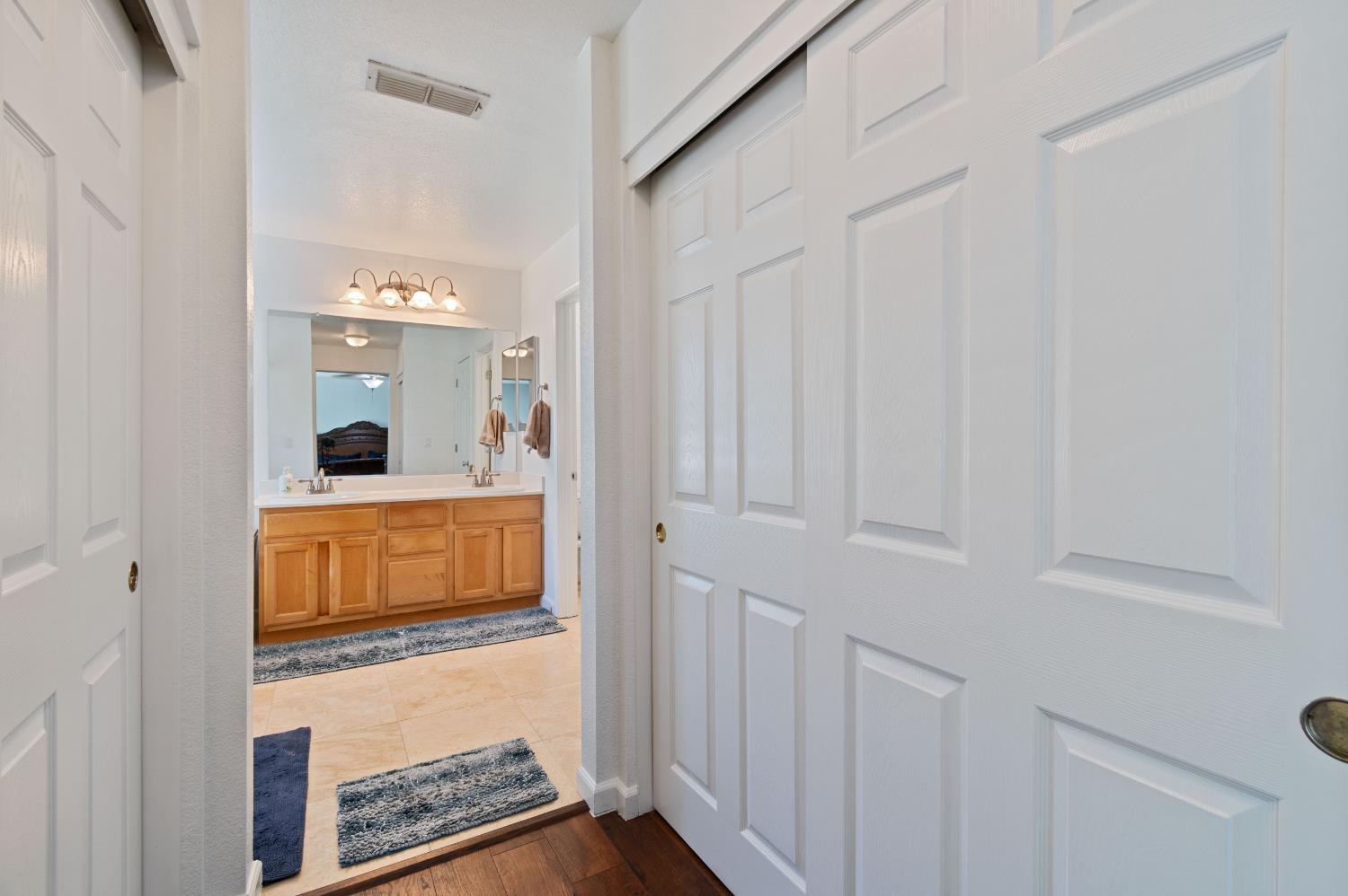 Detail Gallery Image 27 of 42 For 1045 Callander Way, Folsom,  CA 95630 - 4 Beds | 2/1 Baths