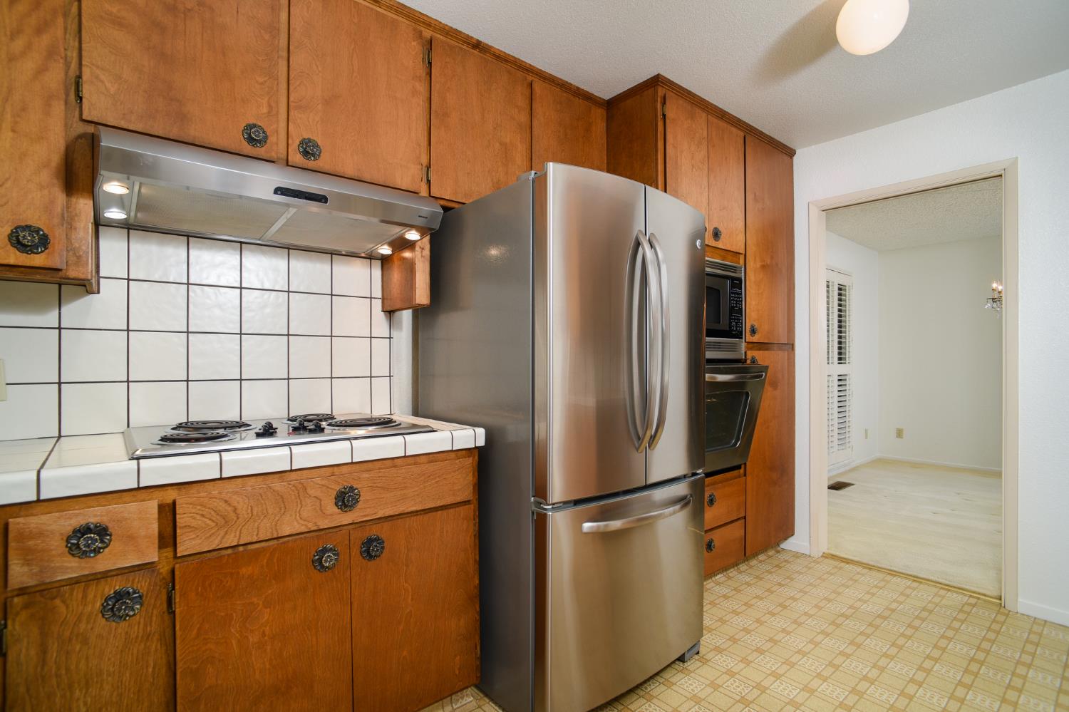 Photo #12: 225053246 Listing: Photo #12