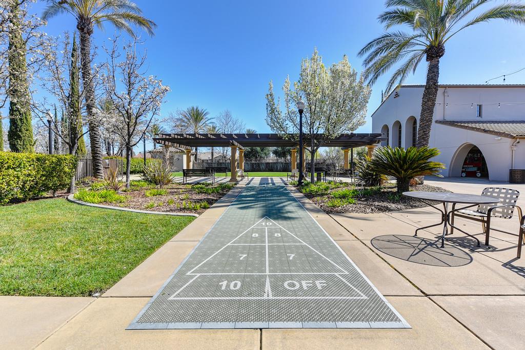 Detail Gallery Image 74 of 99 For 190 Montilla Cir, Sacramento,  CA 95835 - 2 Beds | 2 Baths