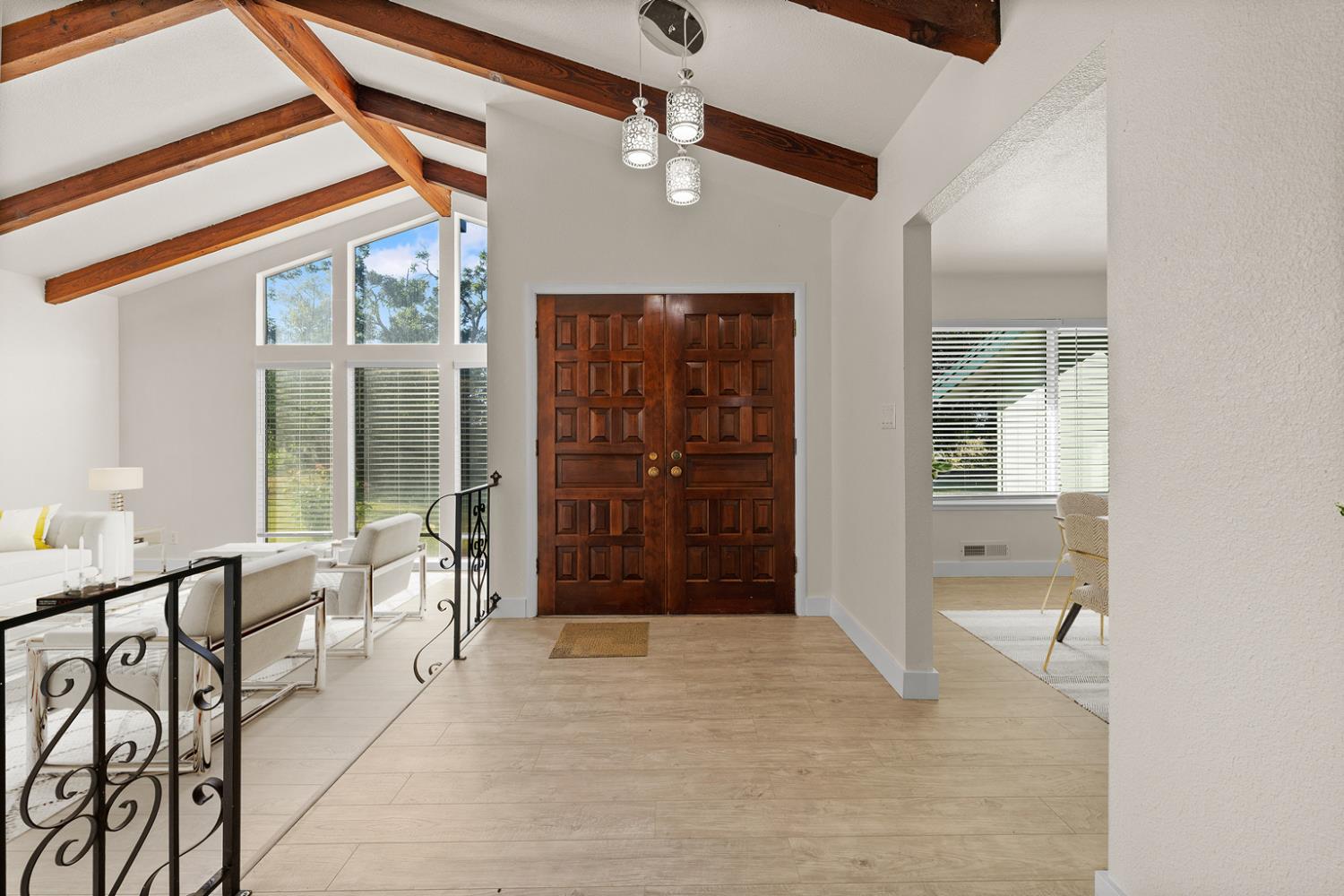 Detail Gallery Image 4 of 62 For 8651 Bader Rd, Elk Grove,  CA 95624 - 3 Beds | 2 Baths