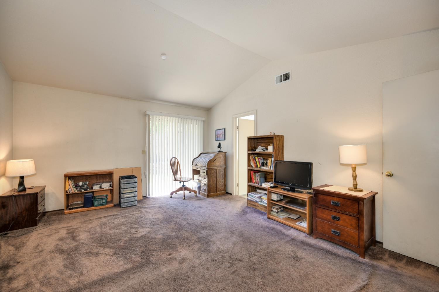 Detail Gallery Image 30 of 42 For 7827 River Estates Dr, Sacramento,  CA 95831 - 3 Beds | 2 Baths
