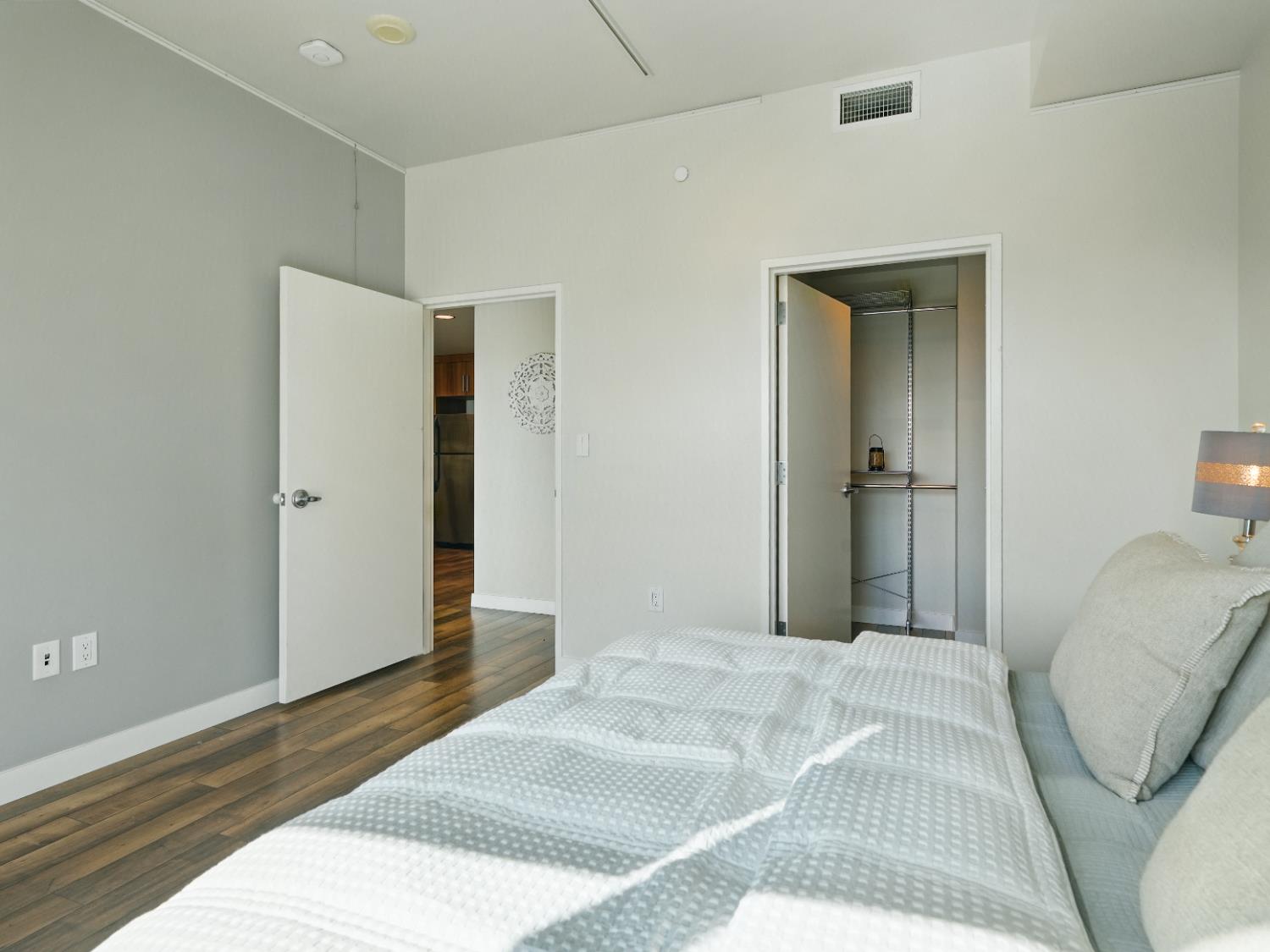 Detail Gallery Image 13 of 22 For 38 N Almaden Blvd #1303,  San Jose,  CA 95110 - 1 Beds | 1 Baths