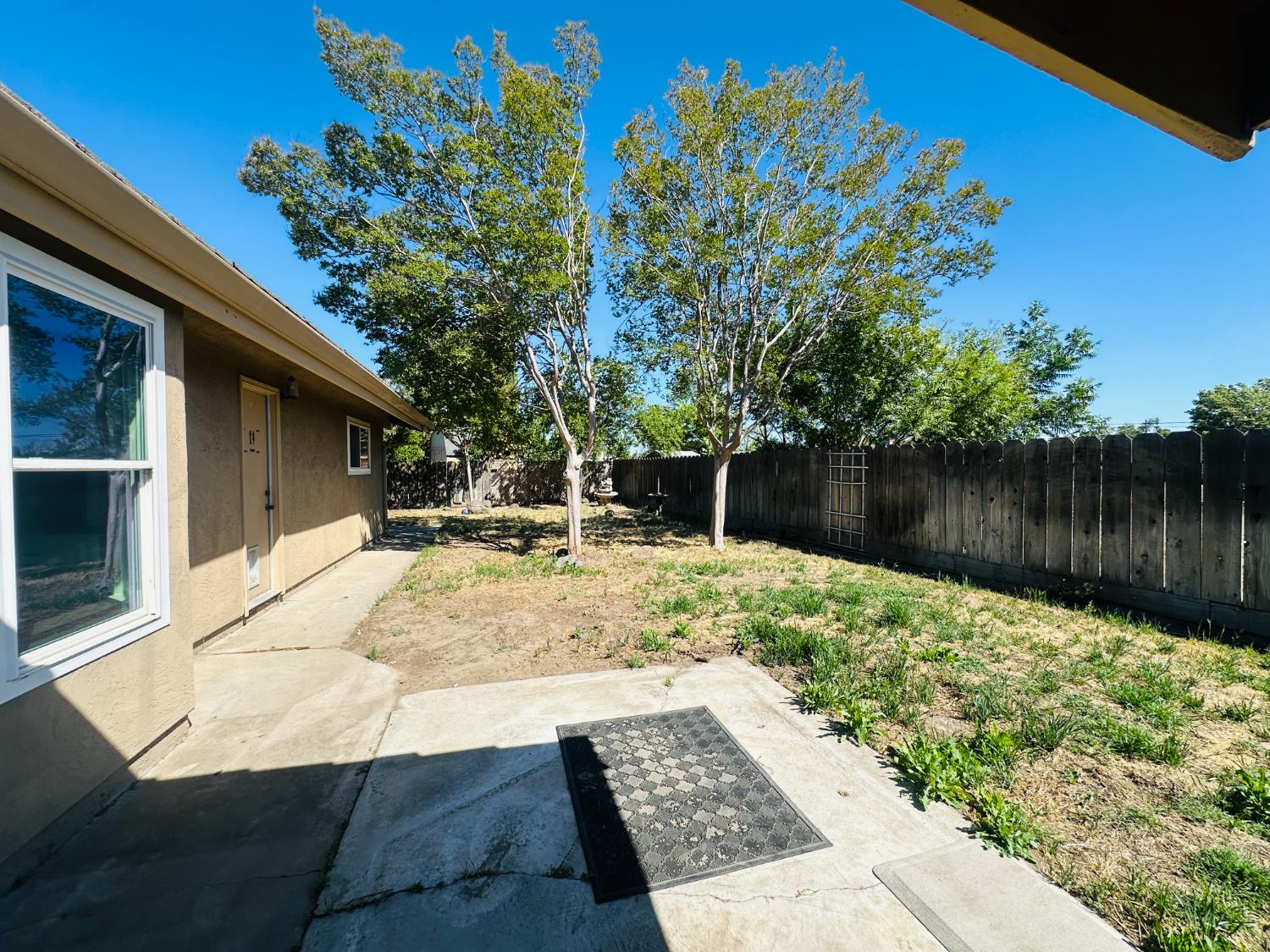 Detail Gallery Image 39 of 41 For 553 Manor Oak Pl, Manteca,  CA 95336 - 4 Beds | 3 Baths