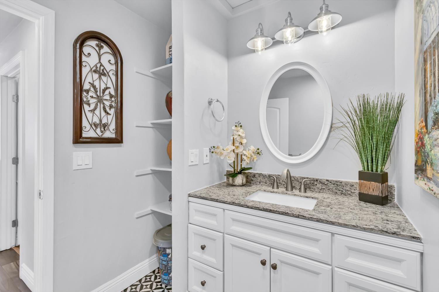 Detail Gallery Image 71 of 94 For 590 Kevington Ct, Sacramento,  CA 95864 - 4 Beds | 3/1 Baths