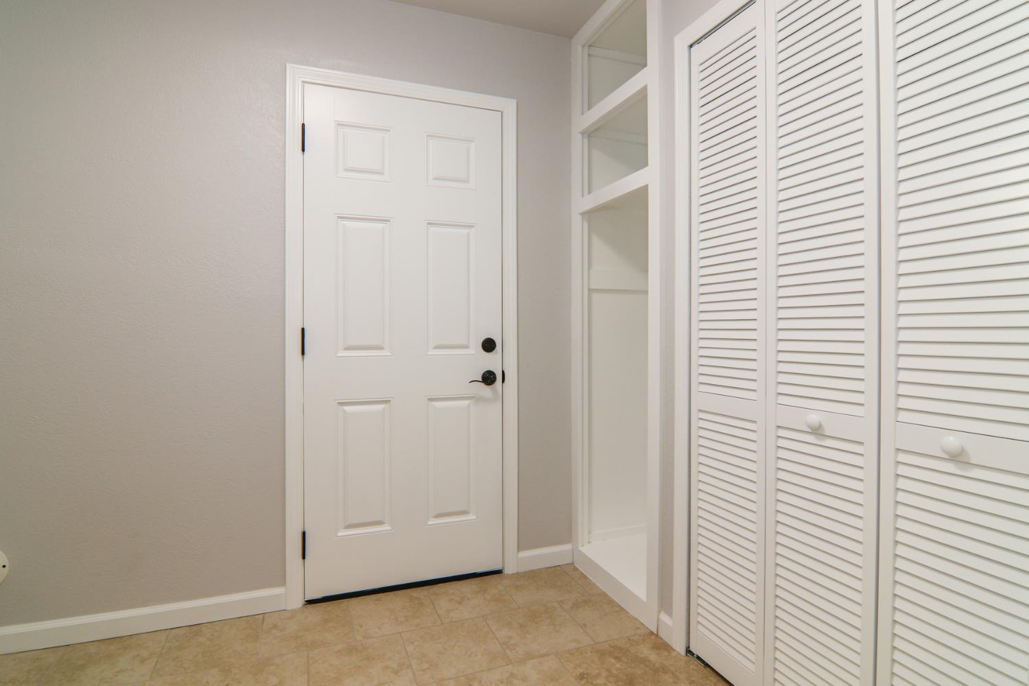 Detail Gallery Image 26 of 38 For 4949 Hillridge Way, Fair Oaks,  CA 95628 - 3 Beds | 2 Baths