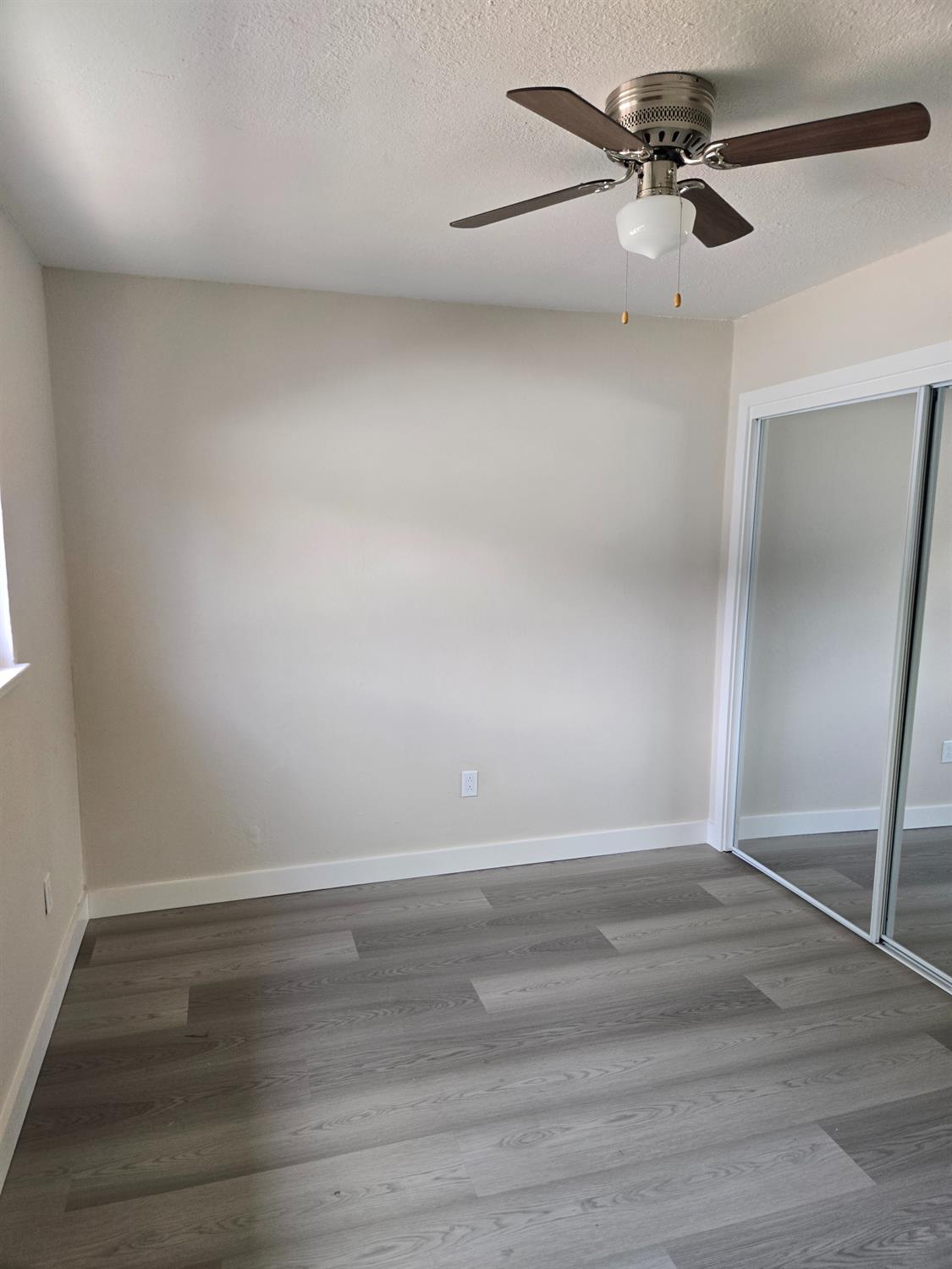 Detail Gallery Image 6 of 10 For 1036 N 1036 N Sutter St St #1,  Stockton,  CA 95202 - 1 Beds | 1 Baths